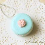 Food Jewelry - Aqua Macaron With Rose Necklace